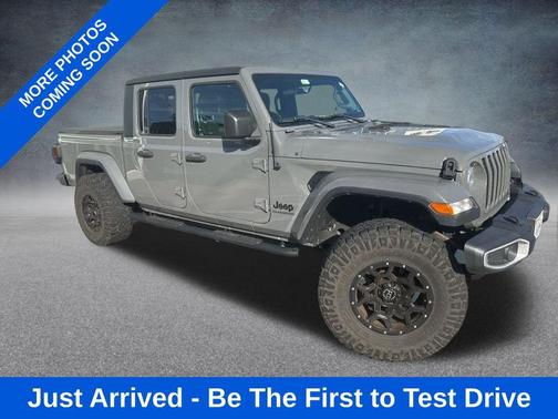 2021 Jeep Gladiator Sport S