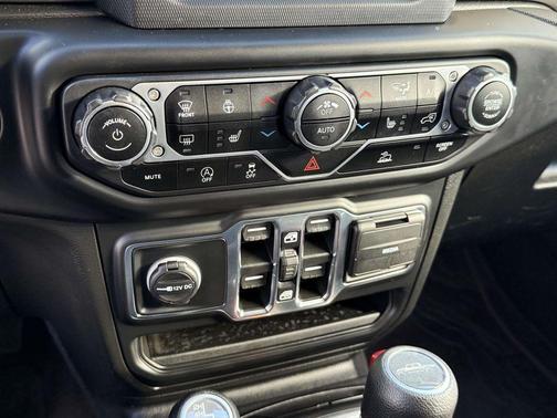 2021 Jeep Gladiator Sport S