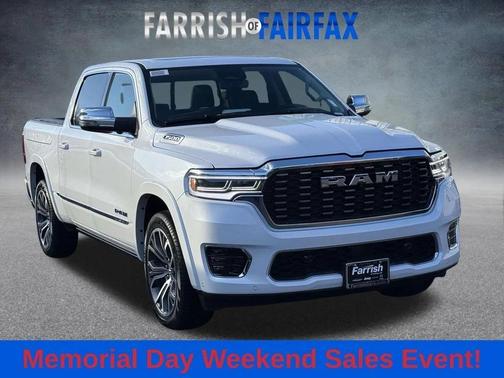 Ivory White Tri-Coat Pearlcoat 2026 RAM 1500 ST