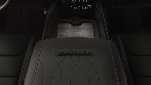 Diamond Black Crystal Pearlcoat 2026 RAM 1500 Limited
