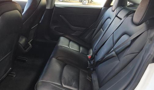 Pearl White Multi-Coat 2023 Tesla Model 3 Standard Range