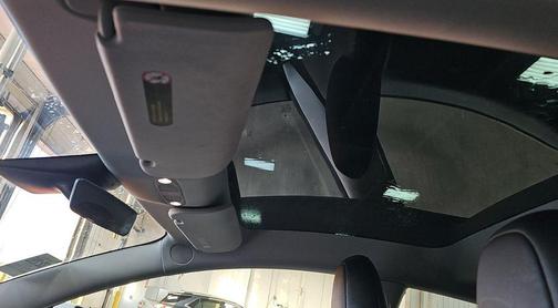 Pearl White Multi-Coat 2023 Tesla Model 3 Standard Range