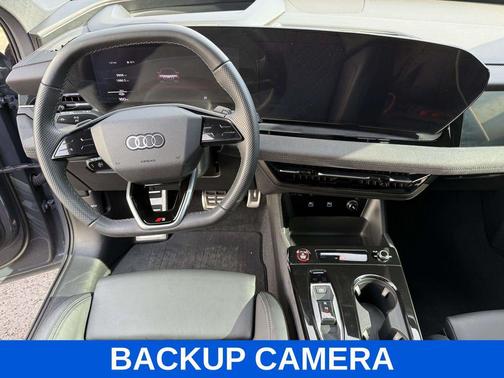 2025 Audi SQ6 e-tron Prestige quattro