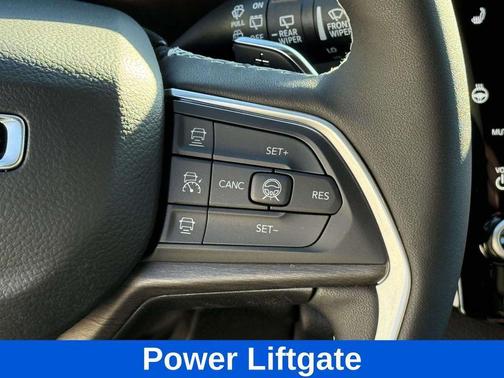 2026 Jeep Grand Cherokee Altitude