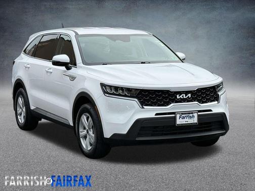 2022 Kia Sorento LX