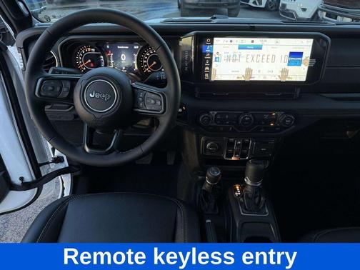 2026 Jeep Gladiator Sahara 4x4