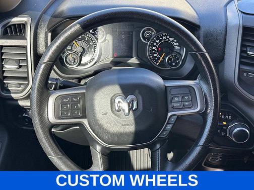 2020 RAM 2500 Tradesman Crew Cab 4X4 6'4' Box