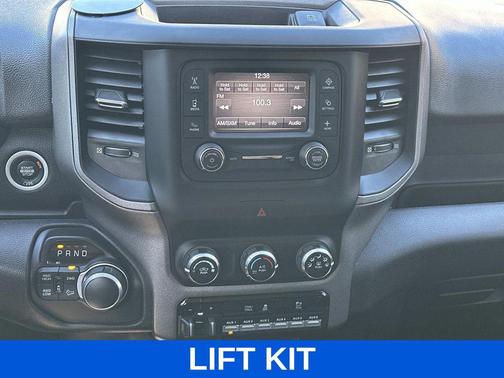 2020 RAM 2500 Tradesman Crew Cab 4X4 6'4' Box