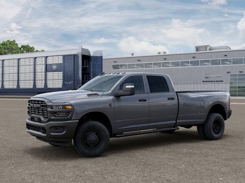 2026 RAM 3500 Tradesman Crew Cab 4x4 8' Box