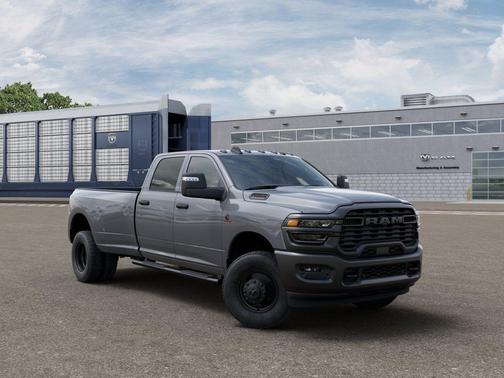 2026 RAM 3500 Tradesman Crew Cab 4x4 8' Box