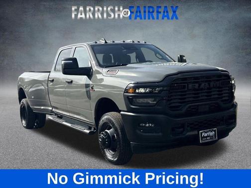 Ceramic Gray Clearcoat 2026 RAM 3500 Tradesman Crew Cab 4x4 8' Box