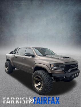 Diamond Black Crystal Pearlcoat 2022 RAM 1500 TRX