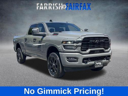 Ceramic Gray Clearcoat 2026 RAM 2500 Big Horn Crew Cab 4x4 6'4' Box