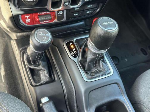 2024 Jeep Gladiator Willys