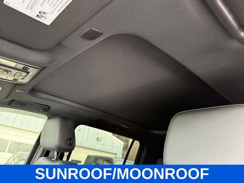 2021 Chevrolet Suburban 4WD Z71