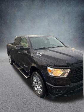 Diamond Black Crystal Pearlcoat 2023 RAM 1500 Big Horn/Lone Star