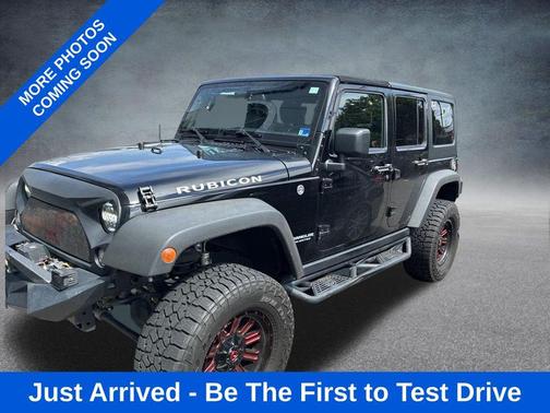 Black Clearcoat 2016 Jeep Wrangler Unlimited Rubicon