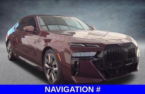 Aventurin Red Metallic 2023 BMW 740 i