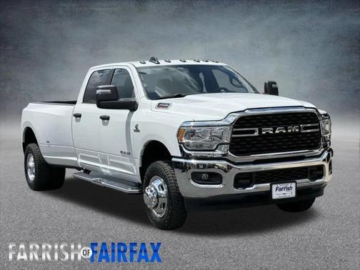 2024 RAM 3500 Big Horn Crew Cab 4x4 8' Box