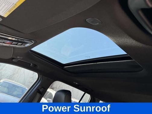Baltic Gray Metallic Clearcoat 2025 Jeep Grand Cherokee Altitude