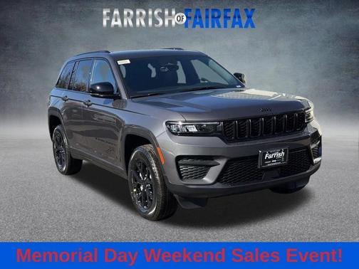 Baltic Gray Metallic Clearcoat 2025 Jeep Grand Cherokee Altitude