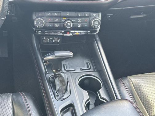 White Knuckle Clearcoat 2022 Dodge Durango R/T AWD