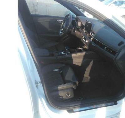 2024 Audi A4 45 S line Premium Plus