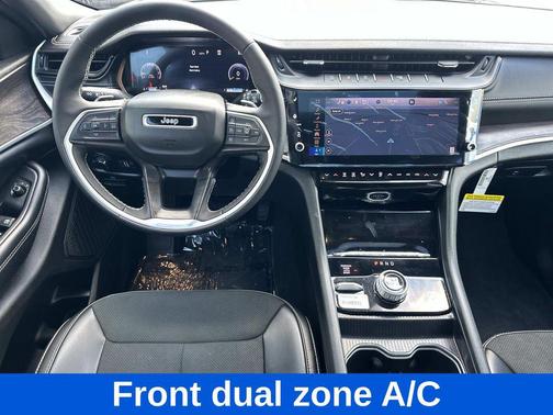 Baltic Gray Metallic Clearcoat 2026 Jeep Grand Cherokee Altitude