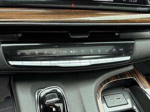 2023 Cadillac Escalade ESV Premium Luxury