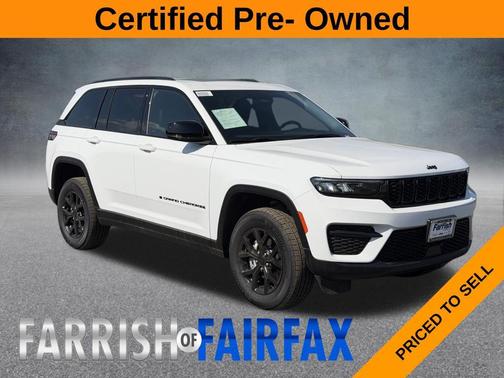 Bright White Clearcoat 2025 Jeep Grand Cherokee Altitude