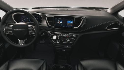 Hydro Blue Pearl-Coat Paint 2027 Chrysler Pacifica L