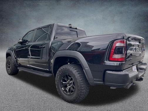 Diamond Black Crystal Pearlcoat 2021 RAM 1500 TRX