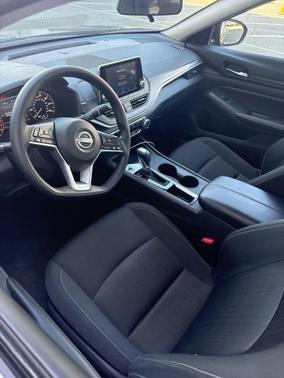 Super Black Clearcoat 2025 Nissan Altima 2.5 SV