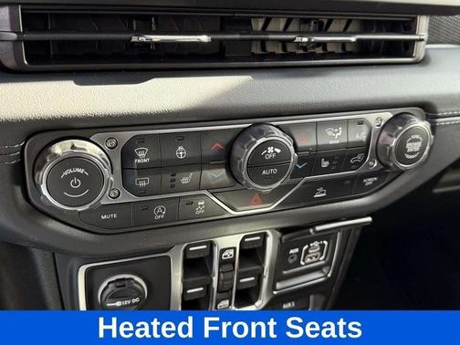 2026 Jeep Gladiator Mojave 4x4