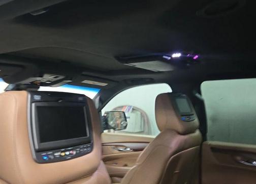 2017 Cadillac Escalade ESV Platinum