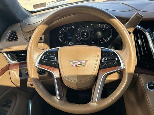 2017 Cadillac Escalade ESV Platinum