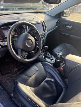 2023 Jeep Cherokee Altitude