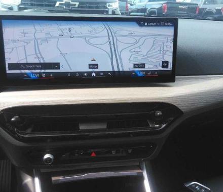 White 2025 BMW 330 330i
