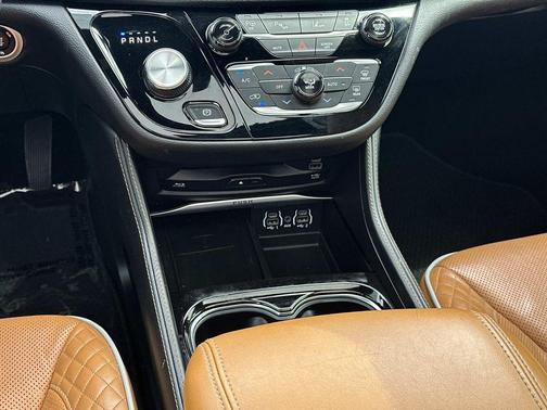 Ceramic Gray Clearcoat 2023 Chrysler Pacifica L