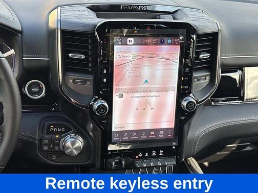 Diamond Black Crystal Pearl-Coat Exterior Paint 2026 RAM 1500 Limited