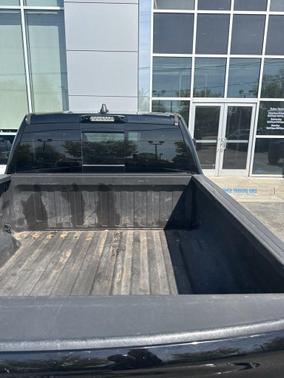 Diamond Black Crystal Pearlcoat 2021 RAM 1500 Laramie