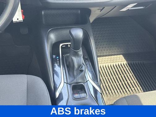 Classic Silver Metallic 2022 Toyota Corolla SE