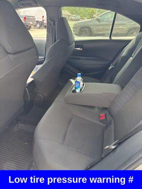 Classic Silver Metallic 2022 Toyota Corolla SE