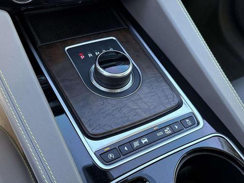 2017 Jaguar F-PACE 35t R-Sport