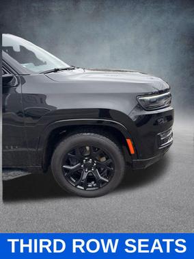 2023 Jeep Wagoneer Series II Carbide 4x4