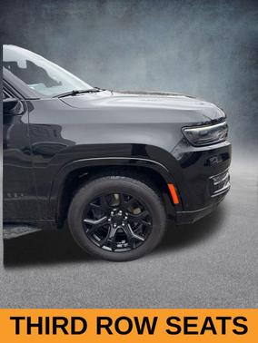 2023 Jeep Wagoneer Series II Carbide 4x4