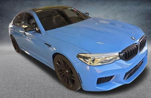 Black Sapphire Metallic 2018 BMW M5 Base