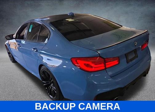 Black Sapphire Metallic 2018 BMW M5 Base