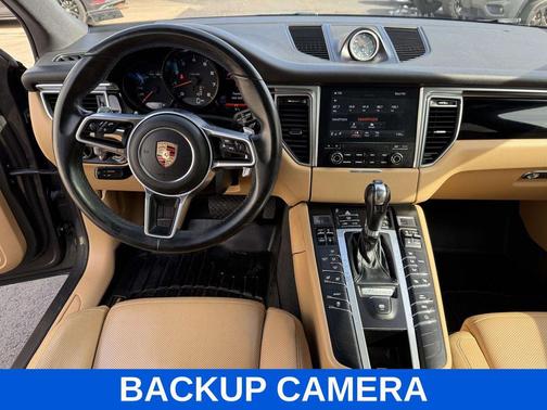 2018 Porsche Macan Base