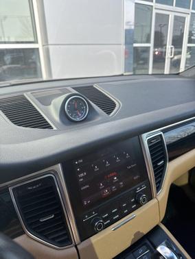 2018 Porsche Macan Base